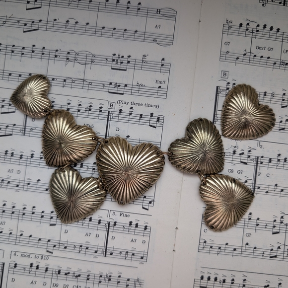 Gold Heart Statement Necklace - Picture 2 of 7